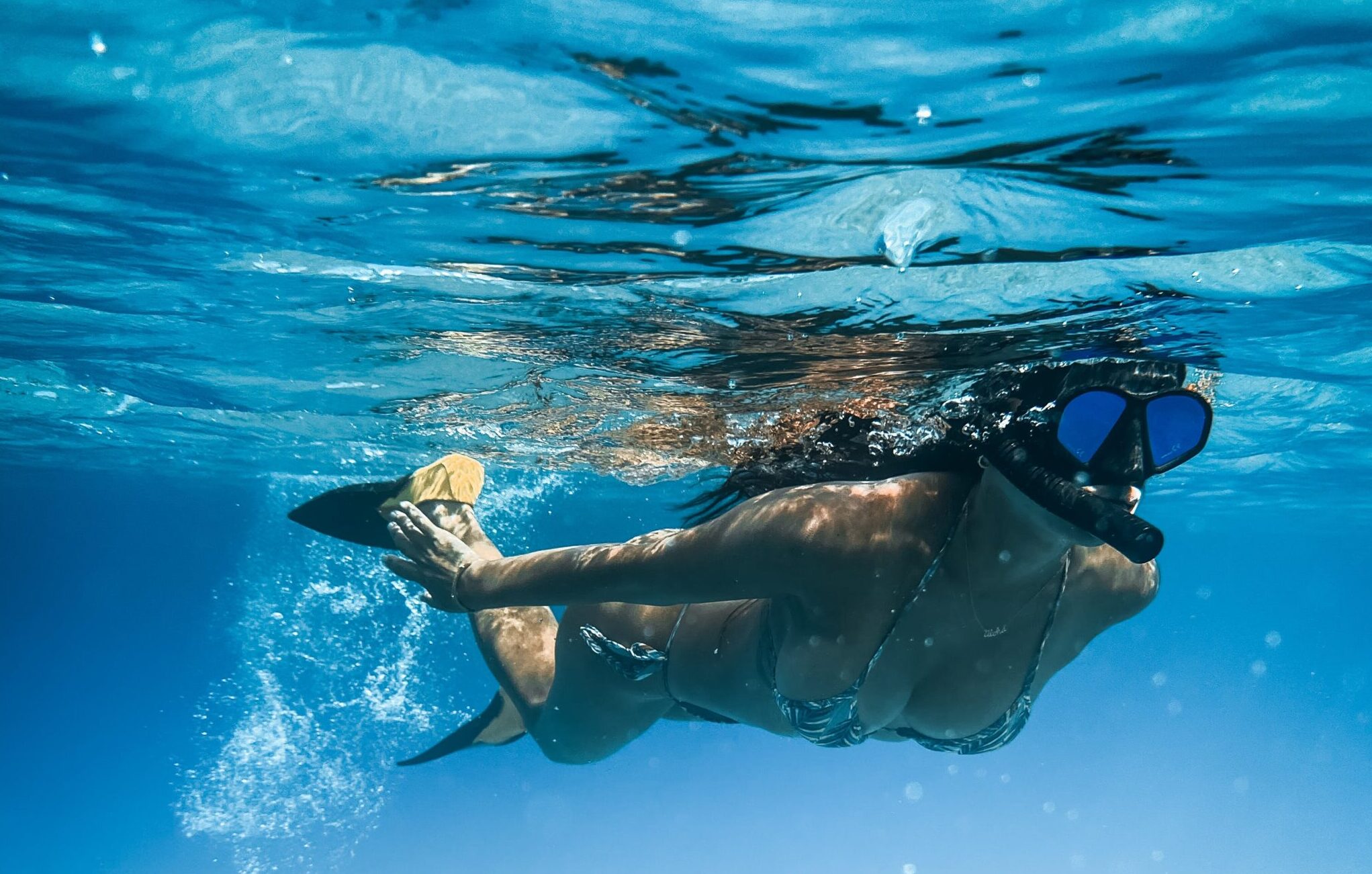 Snorkeling women